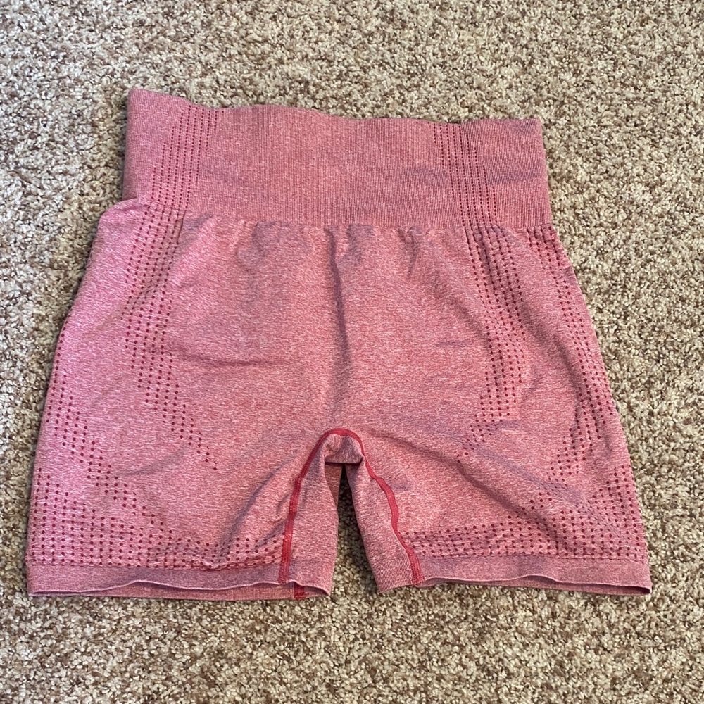 Women's Pink Seamless Shorts